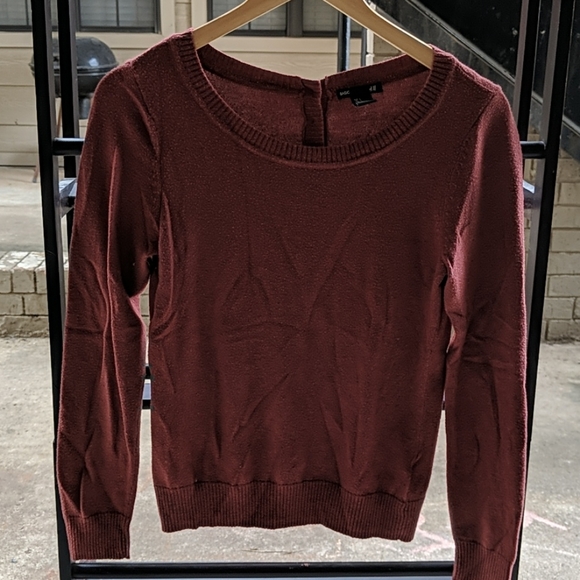 Sweater - Picture 2 of 2